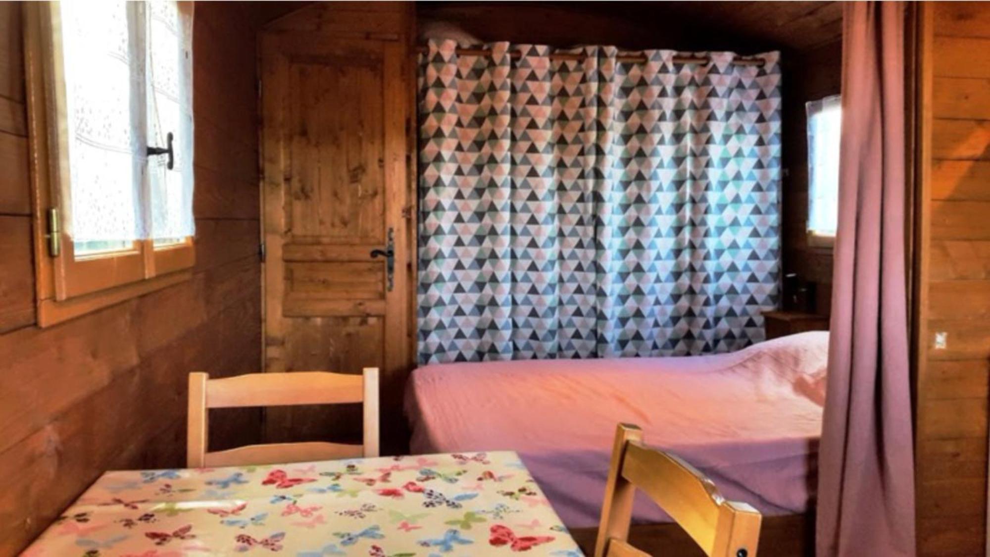 Vila Les Roses De Jonzac Mortiers Exteriér fotografie